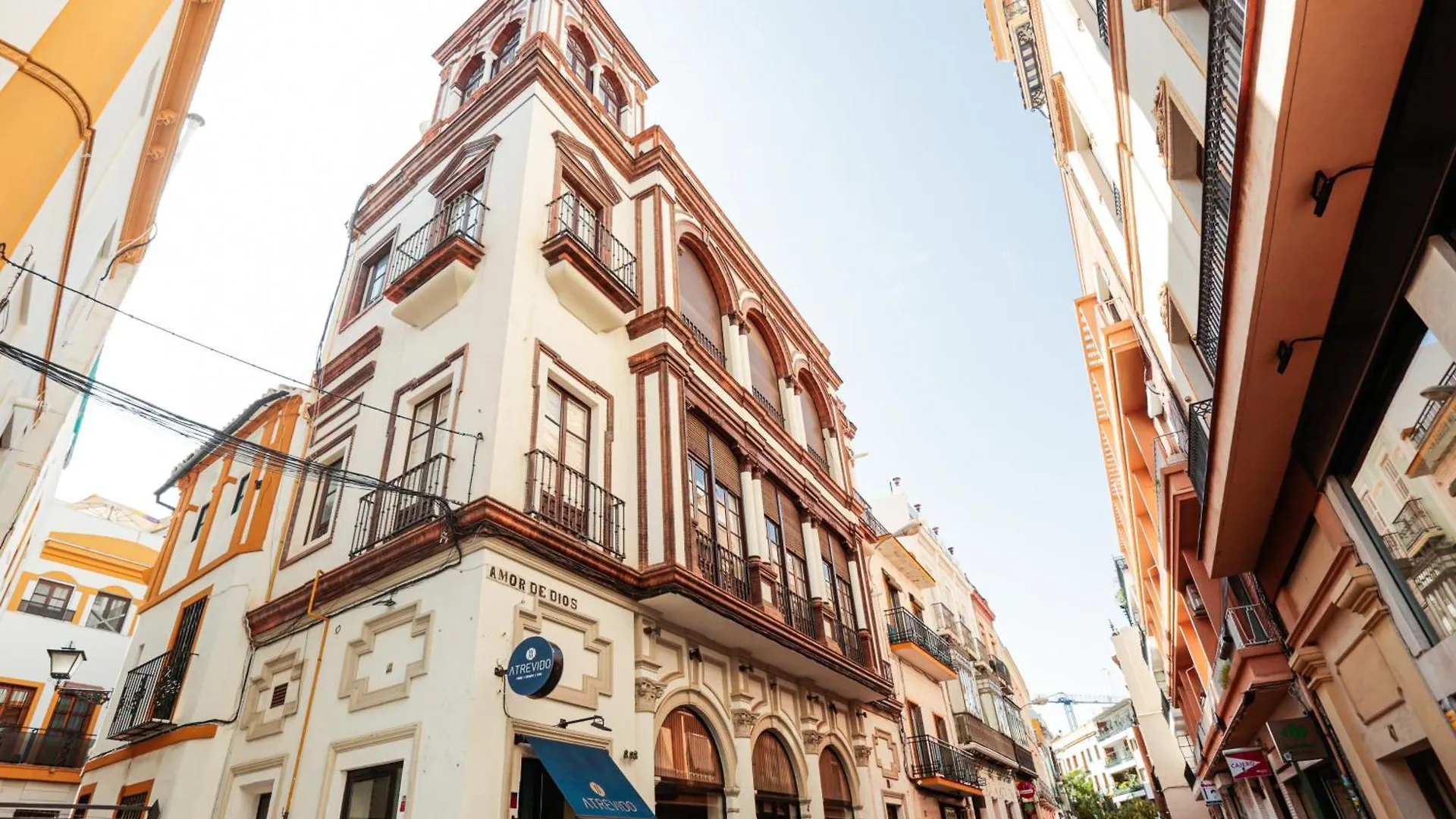 Monkeys Apartments Cervantes Seville