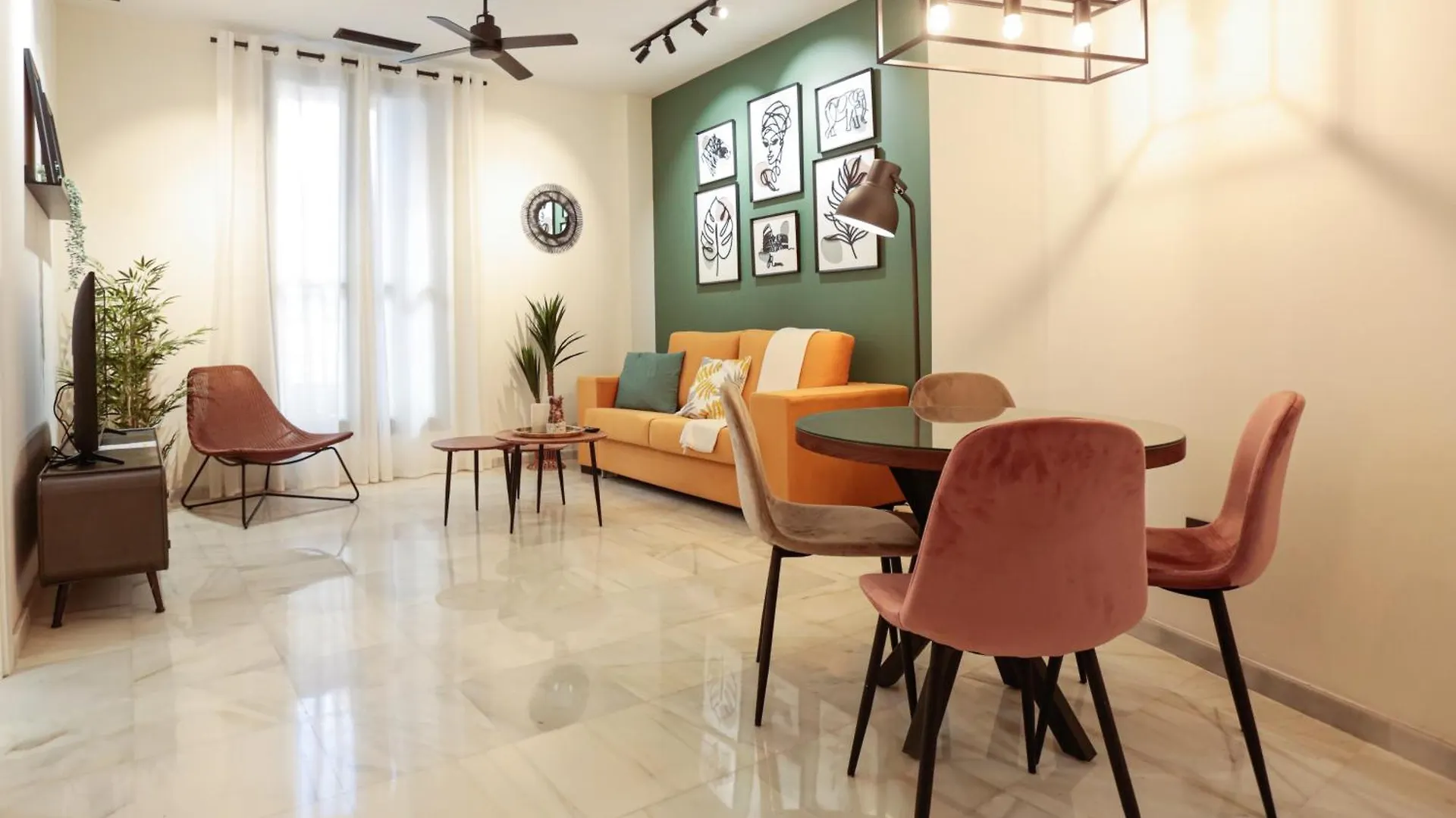 Monkeys Apartments Cervantes Seville 0*,